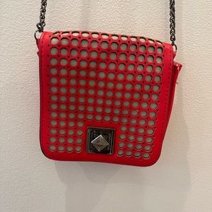 Geometric Clasped Shoulder Bag